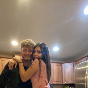 Meet your Posher, Sarai